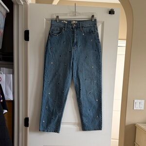 Universal Thread Blue Embroidered Straight Leg Jeans